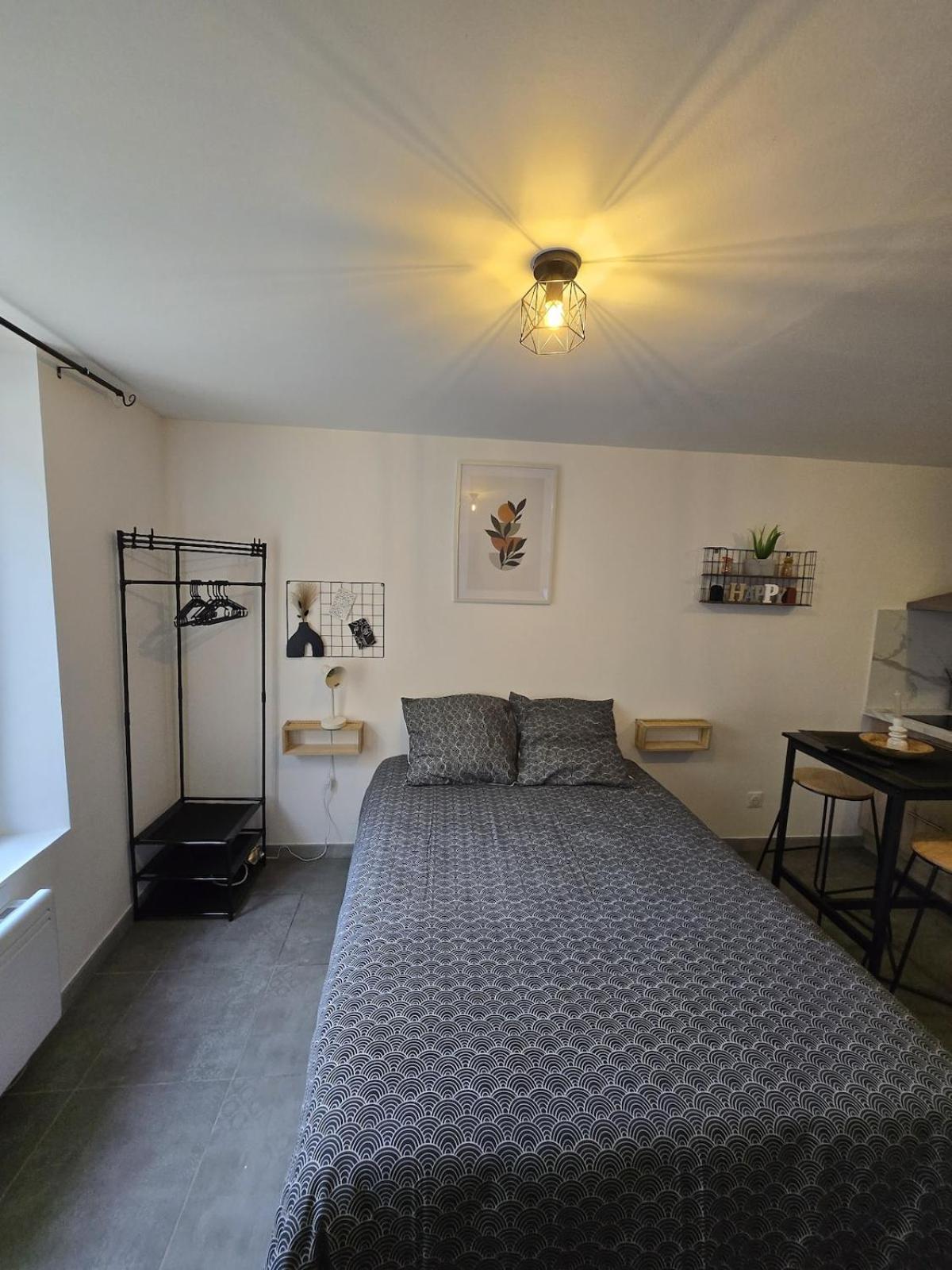 Cosy Studio Confort Etampes-sur-Marne Exterior photo